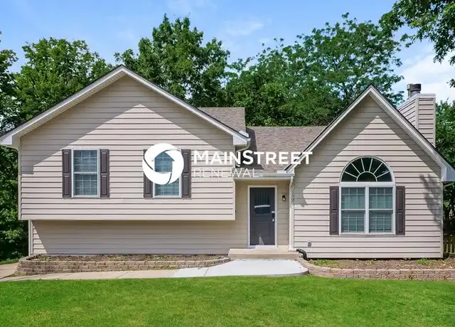 Property at 1500 NE Whitestone Dr, Lees Summit, MO, 64086, 3 beds, 2.5 baths, [object Object]