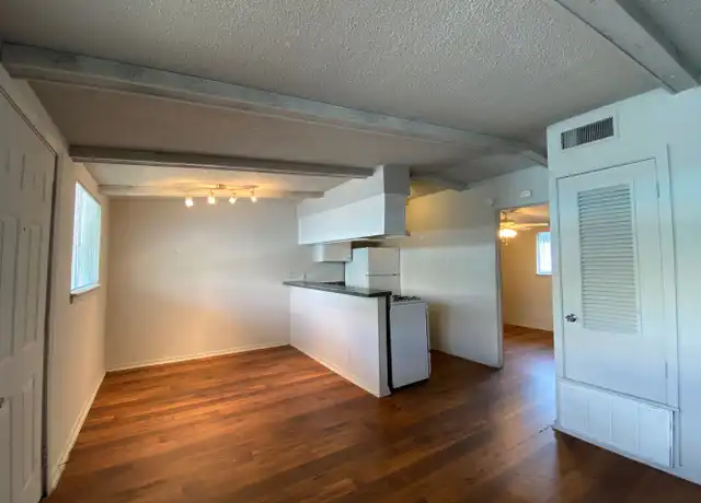 Property at 3816 Speedway Unit 202, Austin, TX, 78751, 1 bed, 1 bath, [object Object]