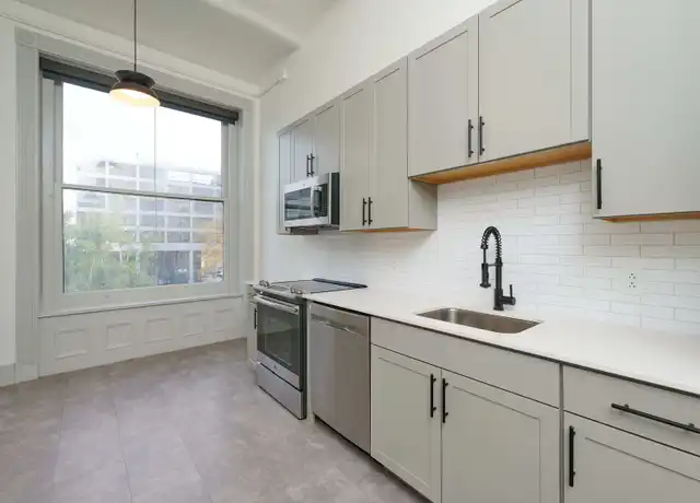 Property at 39 State St Unit 39-612, Rochester, NY, 14614, 1 bed, 1 bath, [object Object]
