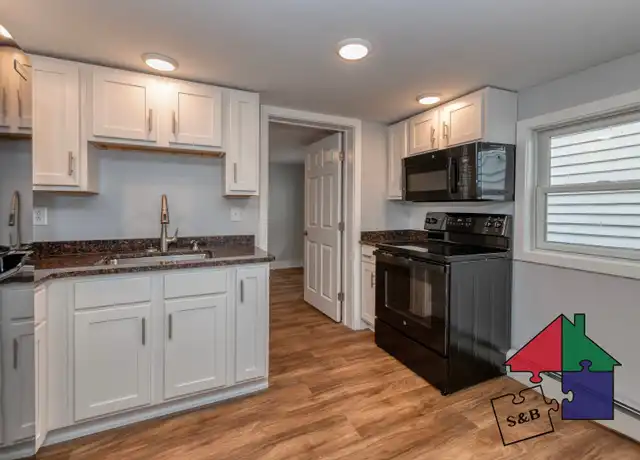 Property at 166 N Winooski Ave Unit 4, Burlington, VT, 05401, 1 bed, 1 bath, [object Object]