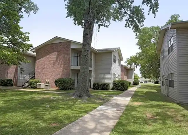 Property at 5531 S Sunnylane Rd Unit 5537 B, Oklahoma City, OK, 73135, 3 beds, 2 baths, [object Object]