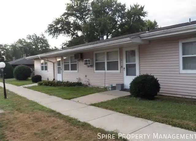 Property at 302 Reynolds St Unit 4A, Fairfax, IA, 52228, 1 bed, 1 bath, [object Object]