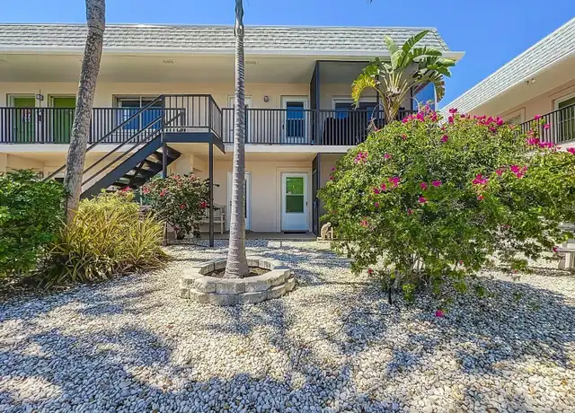 Property at 614 Guild Dr #12, Venice, FL, 34285, 2 beds, 2 baths, [object Object]