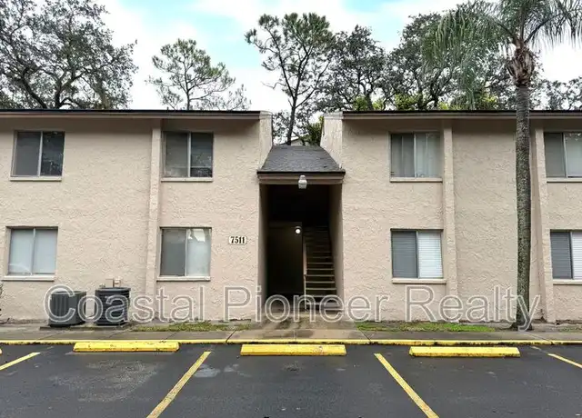 Property at 7511 Pitch Pine Cir Unit D, Tampa, FL, 33617, 2 beds, 2 baths, [object Object]