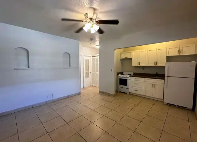 Property at 1820 Taft St Unit 11, Hollywood, FL, 33020, 1 bed, 1 bath, [object Object]