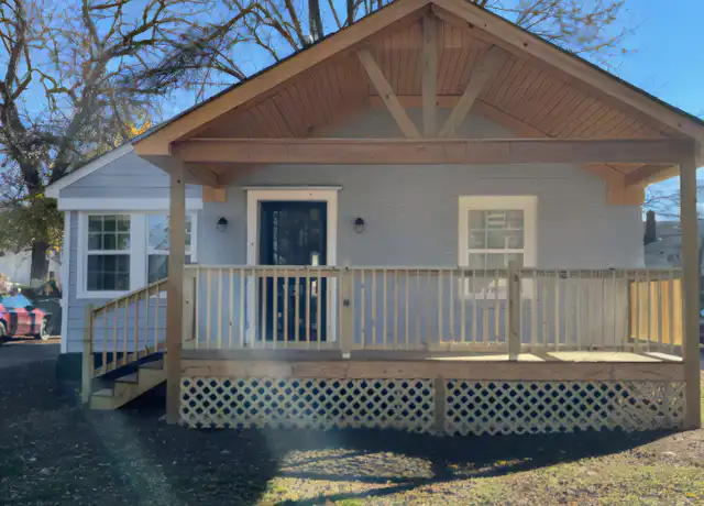 Property at 1172 Panama St, Memphis, TN, 38122, 4 beds, 2 baths, [object Object]