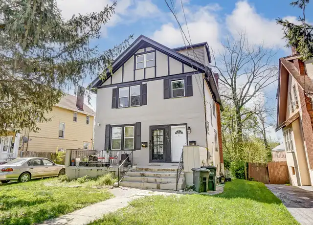 Property at 3627 Zinsle Ave Unit 2, Cincinnati, OH, 45213, 3 beds, 1 bath, [object Object]