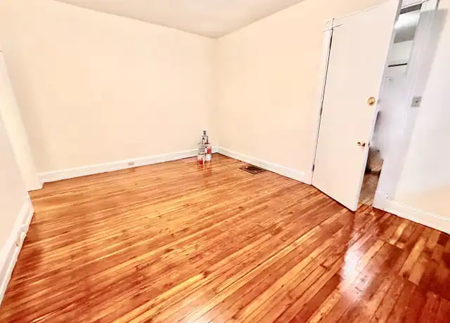 Property at 5115 Pulaski Ave Unit 1ST FLOOR, Philadelphia, PA, 19144, 1 bed, 1 bath, [object Object]