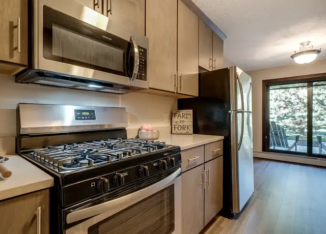Photo of 7340 Gallagher Dr, Minneapolis, MN 55435