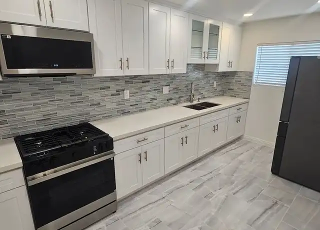 Property at 15302 Bellflower Blvd Unit A, Bellflower, CA, 90706, 3 beds, 1 bath, [object Object]