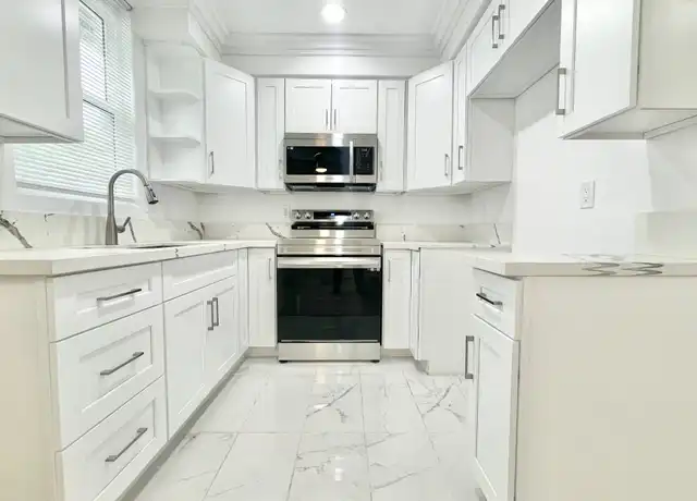 Property at 6060 Fulton Ave Unit 8, Van Nuys, CA, 91401, 1 bed, 1 bath, [object Object]