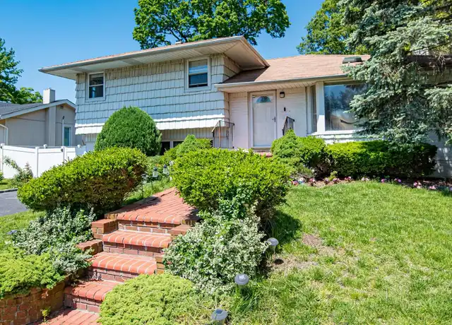 Property at 36 Middle Ln, Jericho, NY, 11753, 3 beds, 2 baths, [object Object]