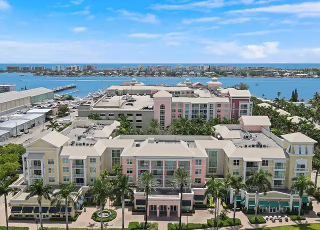 Property at 806 E Windward Way #516, Lantana, FL, 33462, 2 beds, 2 baths, [object Object]