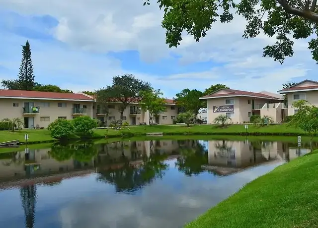 Photo of 5098 Island Club Dr, Tamarac, FL 33319
