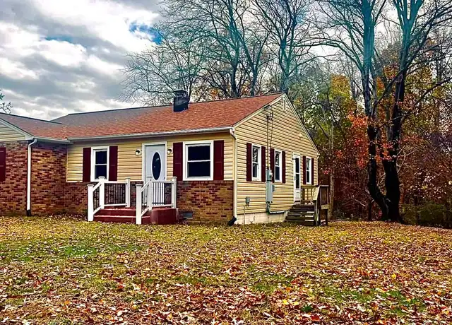 Property at 10 Jesse Curtis Ln, Fredericksburg, VA, 22406, 3 beds, 2 baths, [object Object]