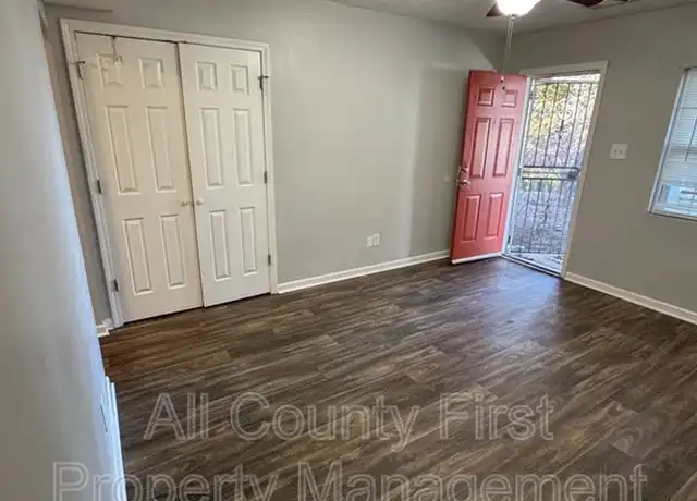 Property at 927 Fortress Ave SW, Atlanta, GA, 30315, 1 bed, 1 bath, [object Object]