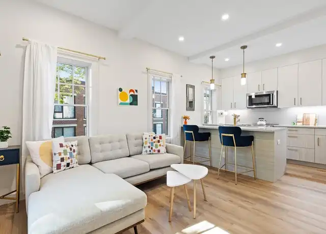 Property at 46 Lancaster Ter Unit 46, Brookline, MA, 02446, 1 bed, 1 bath, [object Object]