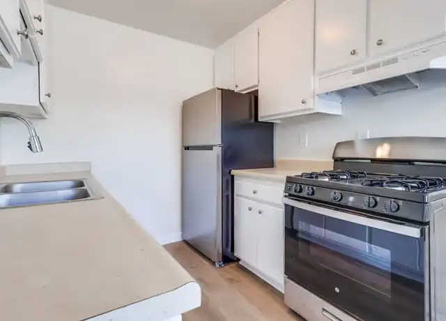 Property at 3638 W 113th St Unit 16, Inglewood, CA, 90303, 2 beds, 1 bath, [object Object]