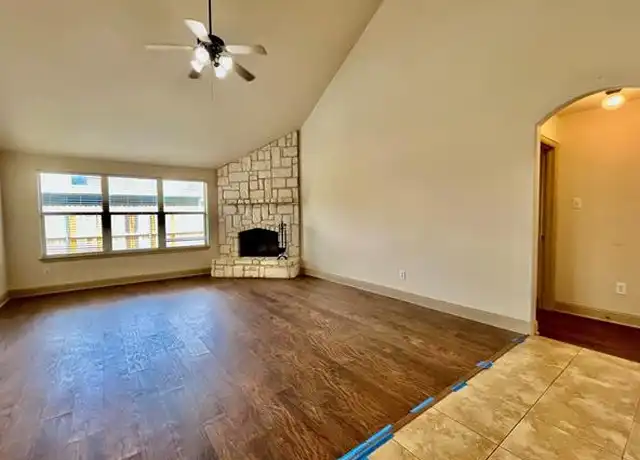 Property at 1005 Tallahassee Dr, Denton, TX, 76208, 6 beds, 4 baths, [object Object]