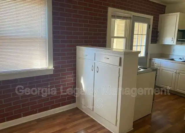 Property at 102 Andrews Ct Unit 102, Toccoa, GA, 30577, 2 beds, 1 bath, [object Object]