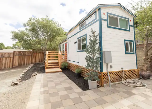 Property at 526 Sunnyslope Ave, Petaluma, CA, 94952, 1 bed, 1 bath, [object Object]