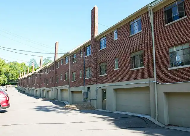 Property at Hyde Park Commons - 4211 Allendorf Dr, Cincinnati, OH, 45209, 1-2 bed, 1 bath, [object Object]