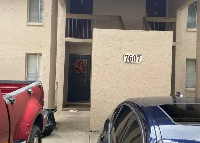 Property at 7607 Abbey Ln, Tampa, FL, 33617, 2 beds, 1.5 baths, [object Object]