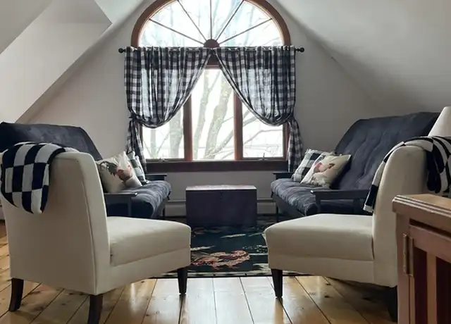 Property at 2 Elm St Unit 3, Kennebunkport, ME, 04046, 1 bed, 1 bath, [object Object]