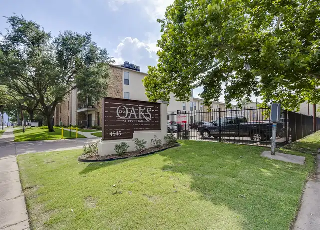 Property at 4545 Live Oak St Unit 322 A2 Patio, Dallas, TX, 75204, 1 bed, 1 bath, [object Object]