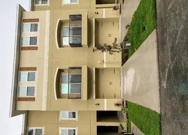 Property at 5525 Wahoo Ct, New Port Richey, FL, 34652, 3 beds, 3 baths, [object Object]