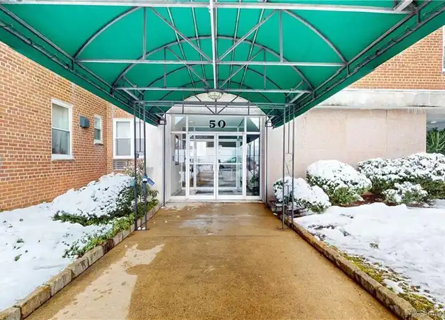 Property at 50 Fairview Ave Unit 3D, Norwalk, CT, 06850, 2 beds, 1 bath, [object Object]