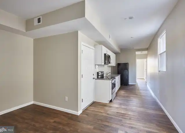 Property at 5514 Woodland Ave Unit 3, Philadelphia, PA, 19143, 2 beds, 1 bath, [object Object]