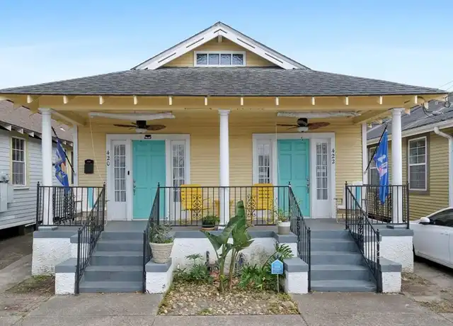 Property at 422 S Bernadotte St, New Orleans, LA, 70119, 2 beds, 1 bath, [object Object]