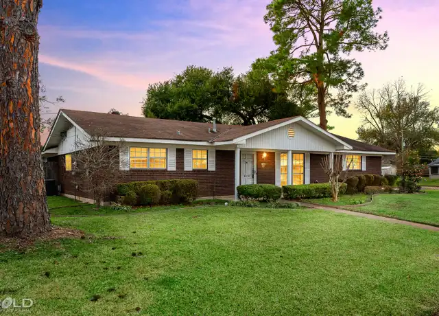 Property at 135 Suzanne Dr, Shreveport, LA, 71115, 3 beds, 2 baths, [object Object]