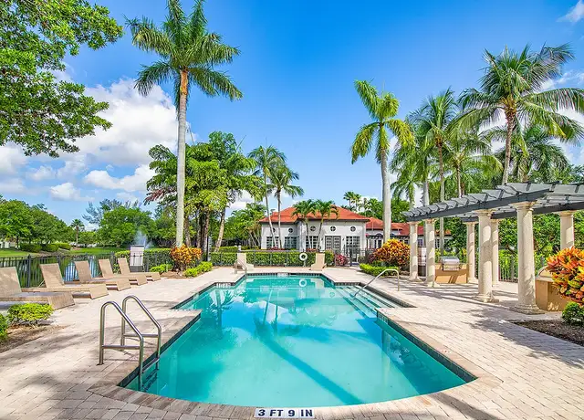 Photo of 9111 Ramblewood Dr, Coral Springs, FL 33071