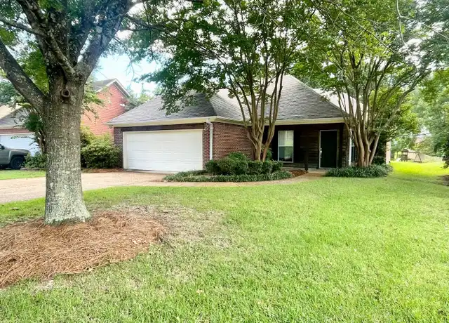 Property at 210 Greensview Dr, Brandon, MS, 39047, 3 beds, 2 baths, [object Object]