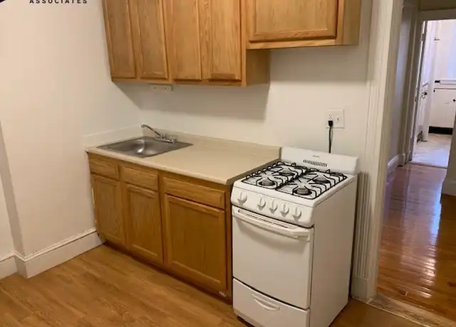 Property at 1810 Commonwealth Ave Unit 29, Brighton, MA, 02135, 1 bed, 1 bath, [object Object]
