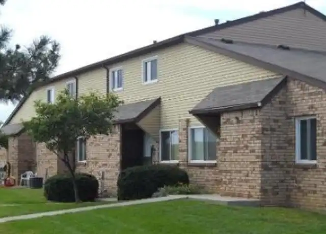 Property at 655 S Poe Rd Unit 103, North Baltimore, OH, 45872, 4 beds, 1 bath, [object Object]