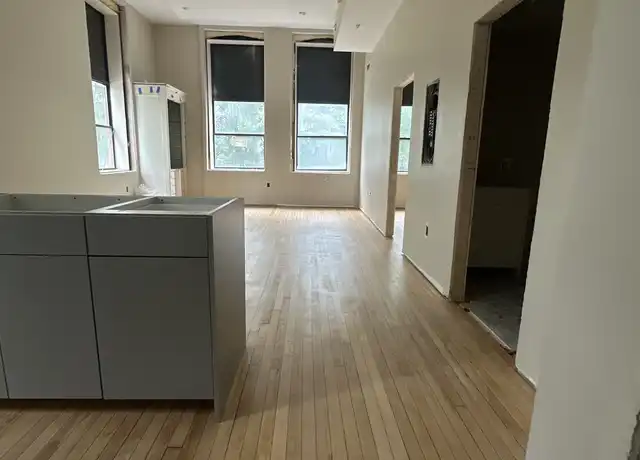 Property at 12 Bancroft St Unit 10, Maynard, MA, 01754, 1 bed, 1 bath, [object Object]
