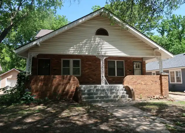 Property at 534 N Crestway St Unit 534, Wichita, KS, 67208, 2 beds, 1.5 baths, [object Object]