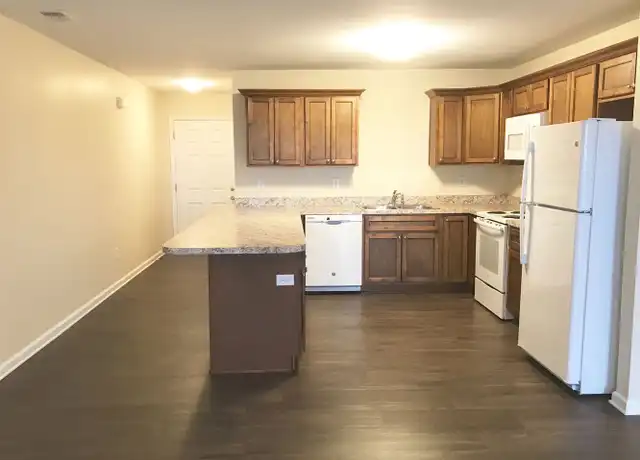 Property at 1755 Galbraith Rd Unit 827, Frankfort, KY, 40601, 2 beds, 2 baths, [object Object]