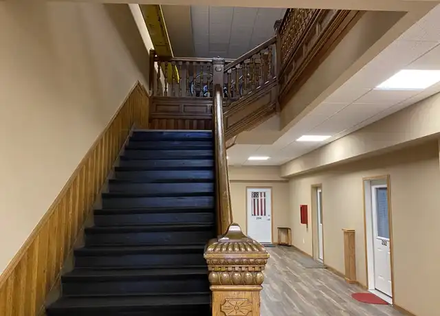 Property at 204 Main St W Unit 203, Ashland, WI, 54806, 2 beds, 1 bath, [object Object]