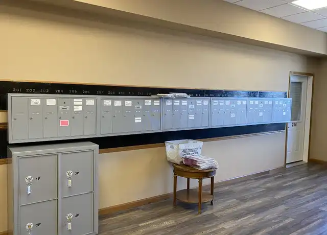 Property at 204 Main St W Unit 203, Ashland, WI, 54806, 2 beds, 1 bath, [object Object]