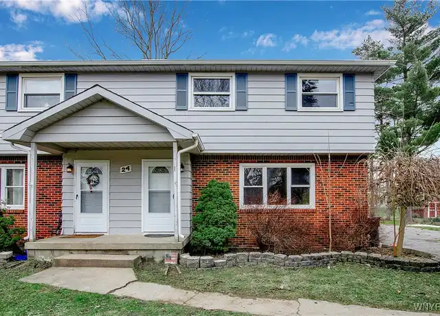 Property at 24 Faahs Dr Unit RIGHT, Orchard Park, NY, 14127, 3 beds, 1.5 baths, [object Object]