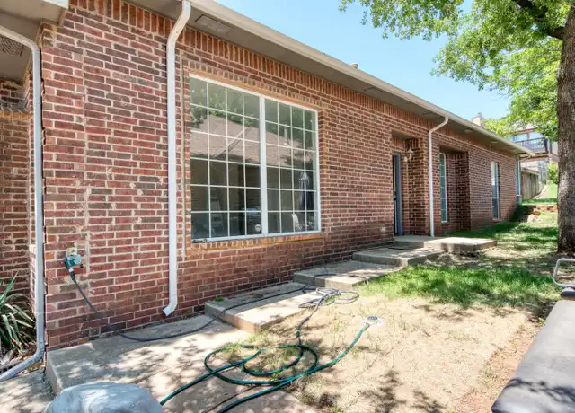 Property at 1629 Tenbears Rd Unit 1, Edmond, OK, 73034, 2 beds, 2 baths, [object Object]