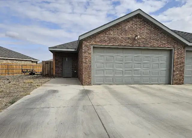Property at 5536 Itasca St Unit B, Lubbock, TX, 79416, 3 beds, 3 baths, [object Object]