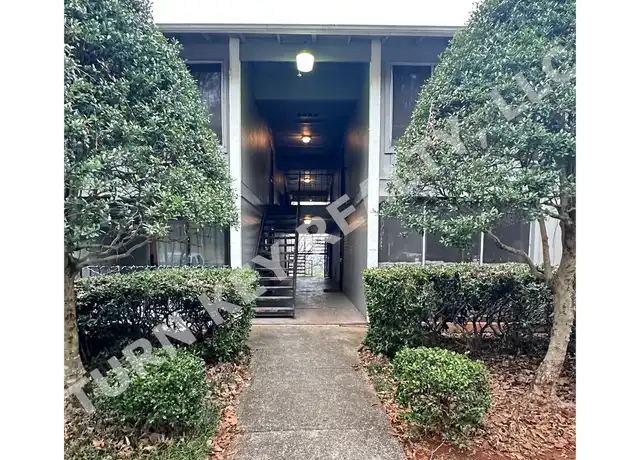 Property at 417 Skyview Dr, Birmingham, AL, 35209, 2 beds, 1 bath, [object Object]