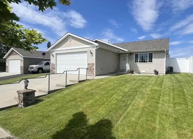 Property at 1020 E Triumph Ave, Post Falls, ID, 83854, 3 beds, 2 baths, [object Object]