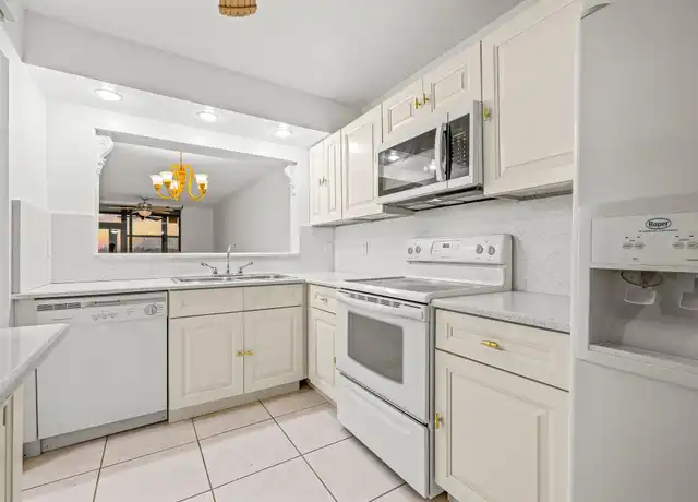 Property at 110 Lake Emerald Dr #103, Oakland Park, FL, 33309, 2 beds, 2 baths, [object Object]