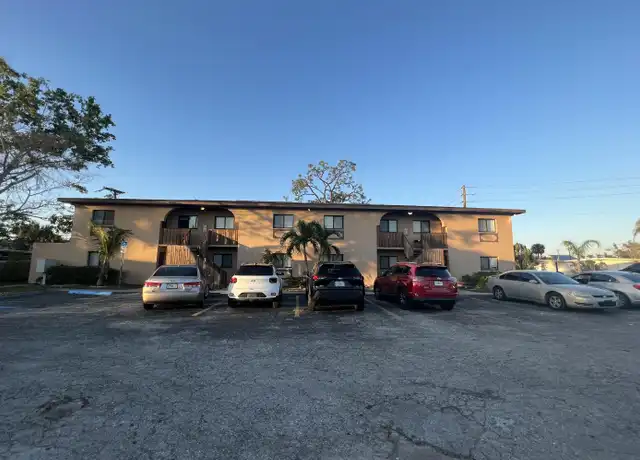 Property at 4610 Deleon St Unit 103, Fort Myers, FL, 33907, 2 beds, 1 bath, [object Object]